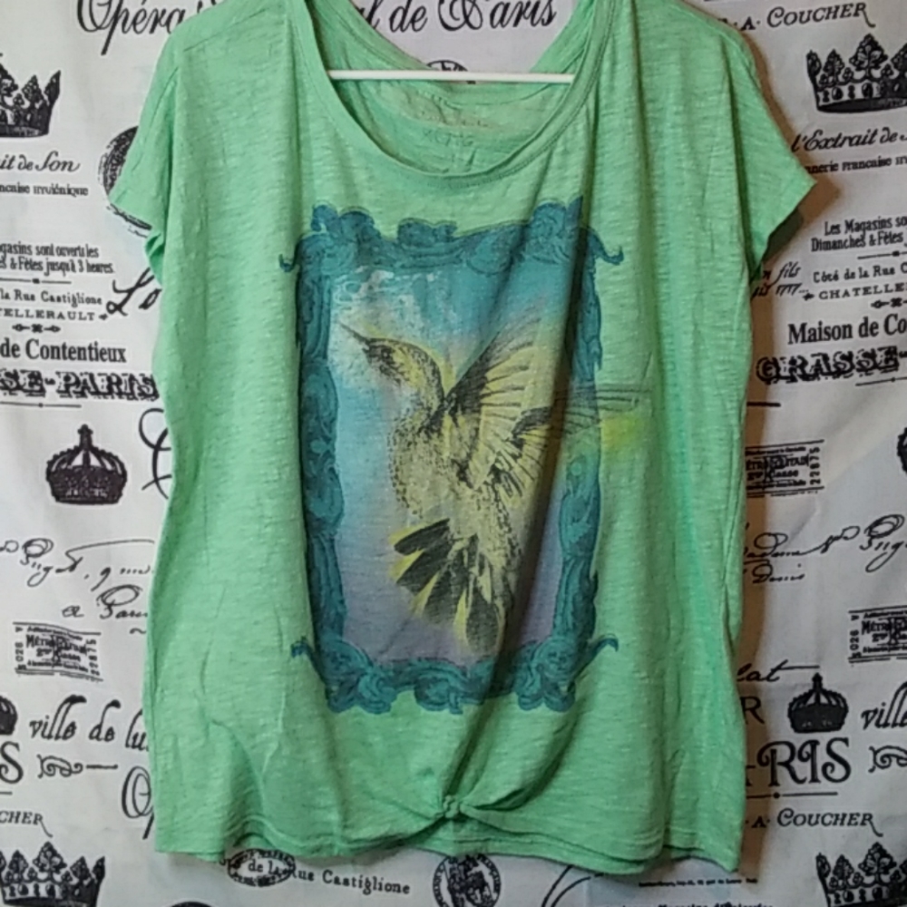 Aeropostale t shirt